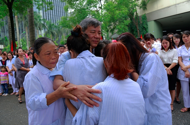 Những câu chuyện rạng danh ngành Y tế trong năm 2017