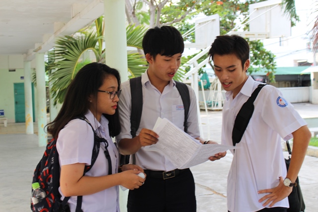 Đề thi tham khảo lớp 10 THPT tại Hà Nội dễ hay khó?