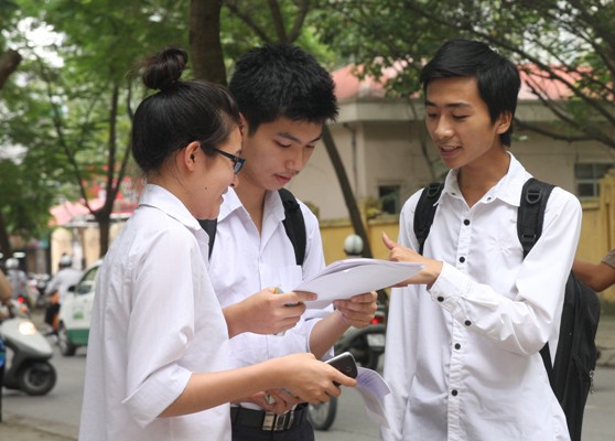Gian lận thi cử vẫn là vấn đề “nóng” nhất trong giải trình của Bộ GD-ĐT