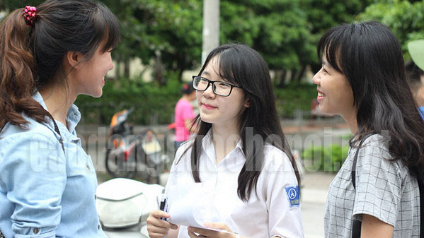 Cập nhật tình hình điểm trúng tuyển vào Đại học 2017 mới nhất 