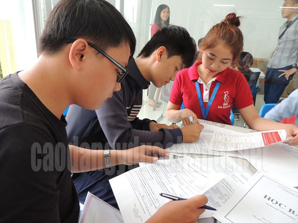 Hết xét tuyển bổ sung thí sinh vẫn ì ra không chịu nhập học 