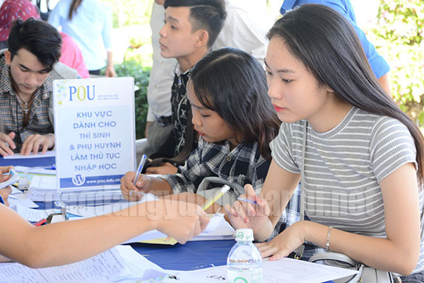 Thí sinh thà theo học Cao đẳng trên Thành phố chứ nhất quyết không đi học Đại học tỉnh 