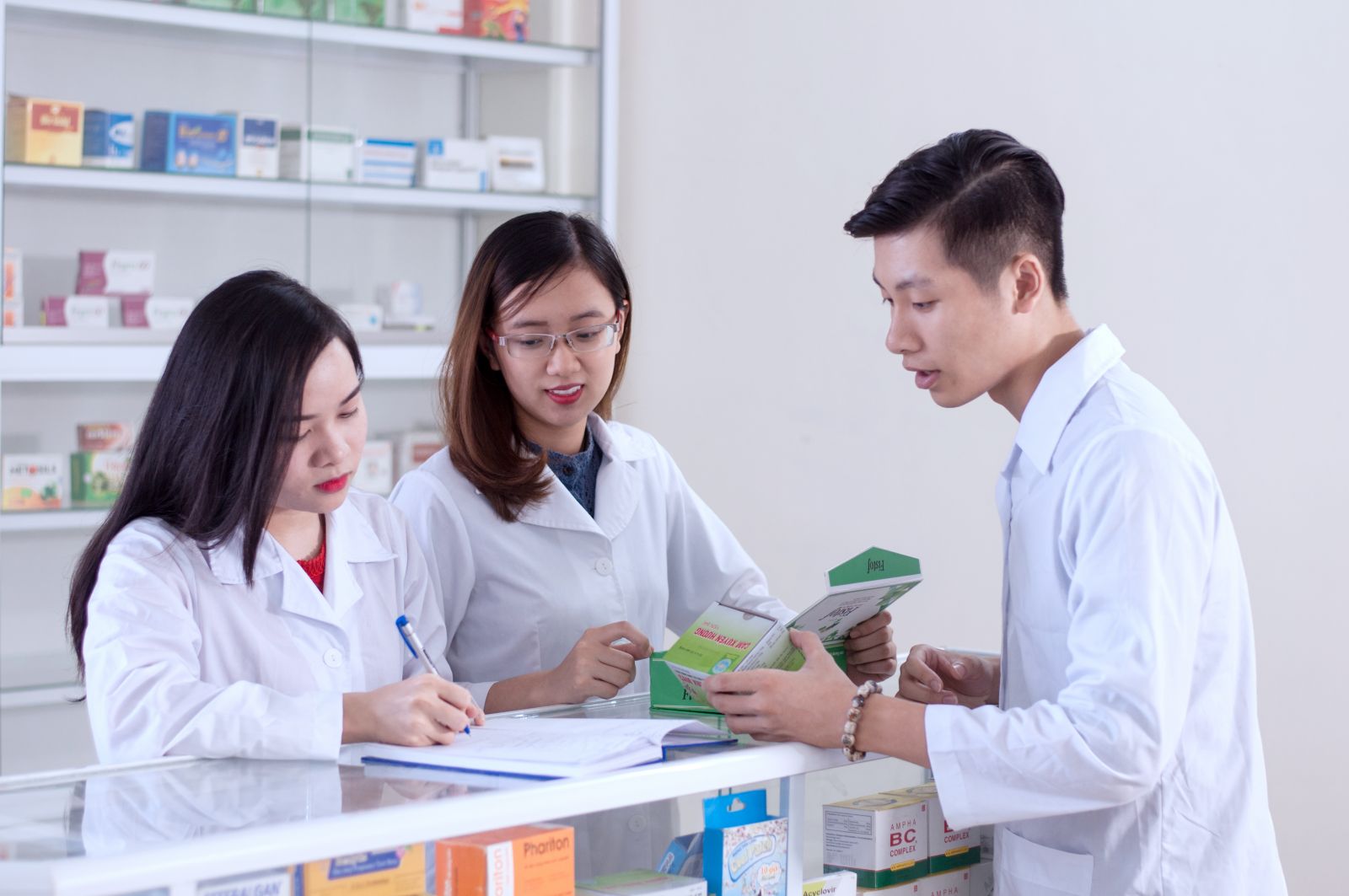 Không học Cao đẳng dược có mở được hiệu thuốc để kinh doanh