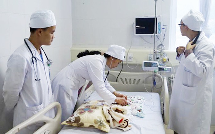 Không phân biệt Công - Tư trong đào tạo cán bộ Y tế