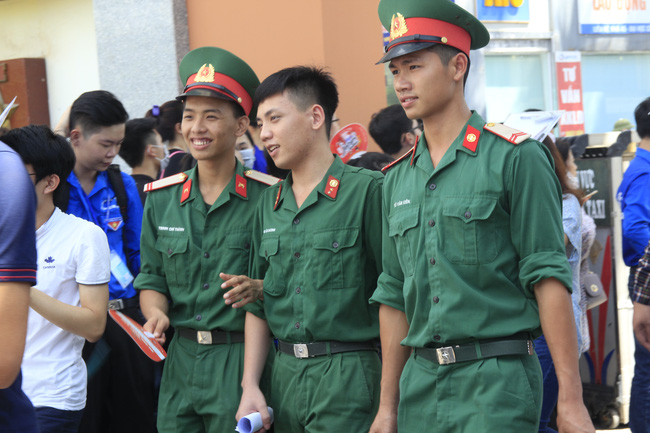 Các Trường quân đội tăng chỉ tiêu tuyển sinh khối A1