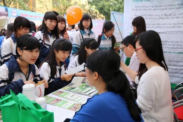 Chọn ngành mình thích hay chọn ngành xã hội cần?