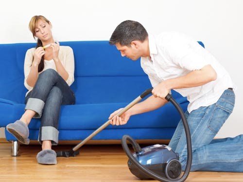 Mùng 8/3 đàn ông làm việc nhà gia đình sẽ không hạnh phúc