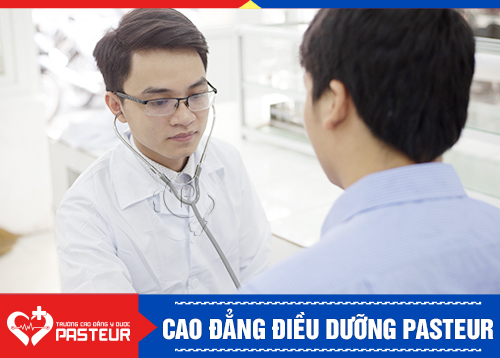 Cánh cửa việc làm ngày càng rộng mở với các cử nhân tốt nghiệp Cao đẳng Điều dưỡng năm 2019