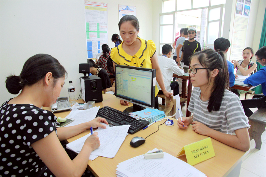 Siết đầu vào khiến nhiều trường thiếu người học trong năm 2019