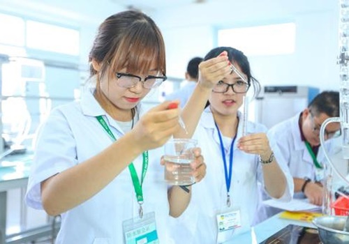 Nhóm ngành Sức khỏe có lọt top ngành nghề tuyển sinh hót nhất năm 2019