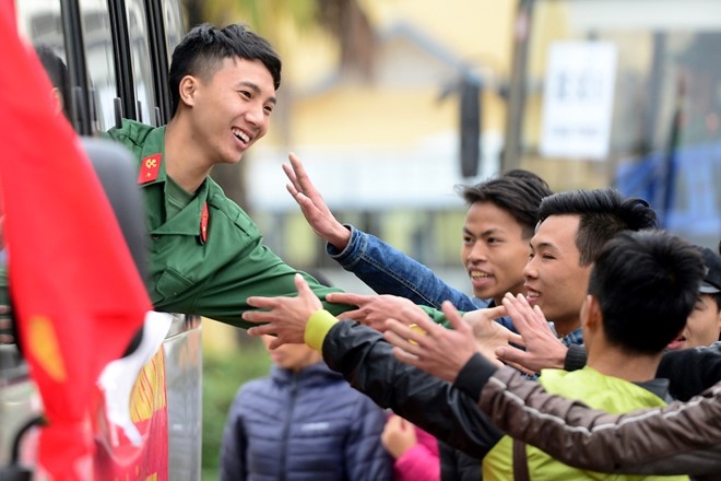 Tốt nghiệp ĐH CĐ đi nghĩa vụ quân sự 6 tháng hay 24 tháng