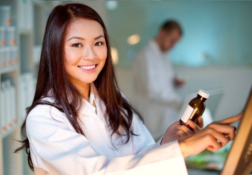 Cao đẳng Dược và cao đẳng nghề Dược khác nhau như thế nào?