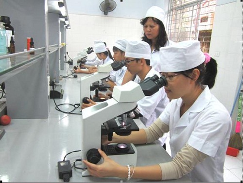 Học Cao đẳng Xét nghiệm - Cơ hội nghề nghiệp trong tương lai