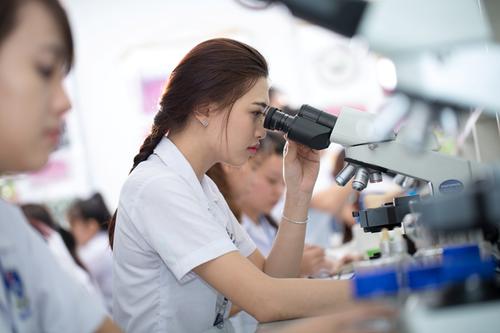 Điểm chuẩn Cao đẳng Dược Hà Nội năm 2017 có cao hay không?
