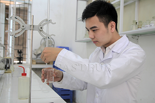 Tốt nghiệp THPT ở nước ngoài có được xét tuyển Cao đẳng Dược?