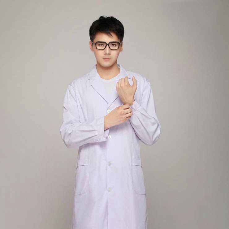 Điều dưỡng nam, hoàn hảo không tì vết đến mức tẻ nhạt