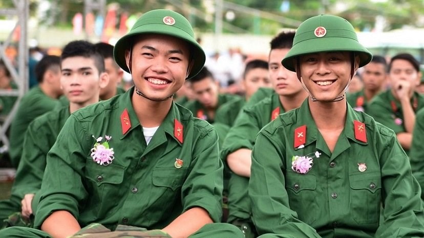 5 trường Quân đội tuyển thí sinh cận thị