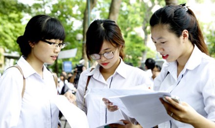 Tổ hợp bài thi Xã hội có dễ hơn tổ hợp bài thi Tự nhiên?