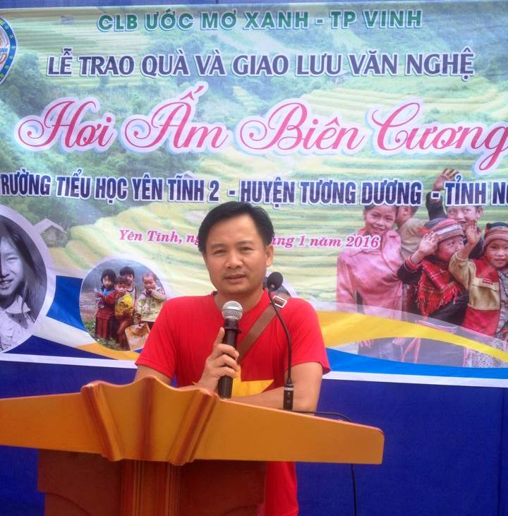 GV dạy Ngữ Văn còn tích cực tham gia các hoạt động thiện nguyện, kêu gọi giúp đỡ các hoàn cảnh khó khăn trên địa bàn. (Ảnh. NVCC). GV dạy Ngữ Văn còn tích cực tham gia các hoạt động thiện nguyện, kêu gọi giúp đỡ các hoàn cảnh khó khăn trên địa bàn. (Ảnh. NVCC).