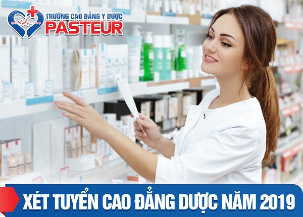 Thí sinh tham gia xét tuyển Cao đẳng Dược cần là những người đã tốt nghiệp THPT