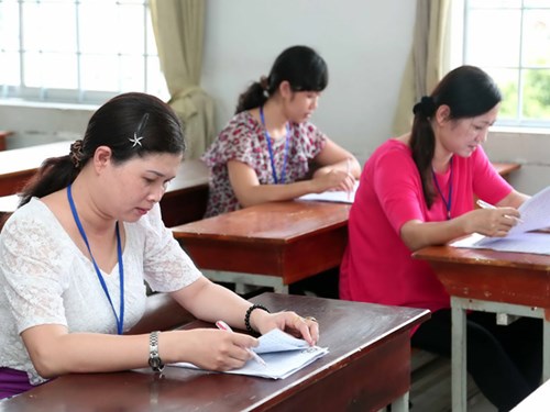 Hiện công tác chấm thi đã đi được gần nửa chặng đường