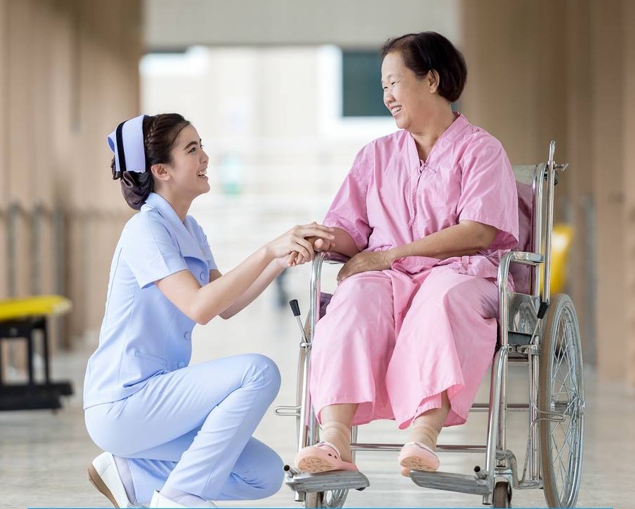 Vì sao nên đăng kí học văn bằng 2 Cao đẳng Điều dưỡng?