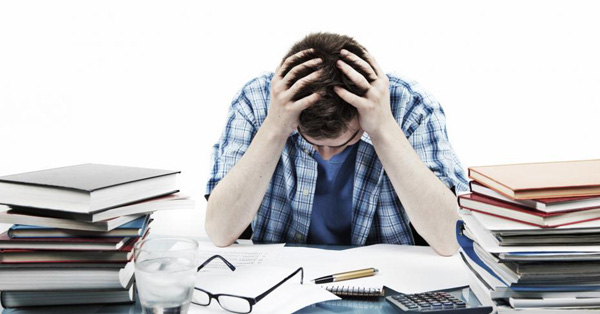 Sụt ký vì khóa luận, đồ án
