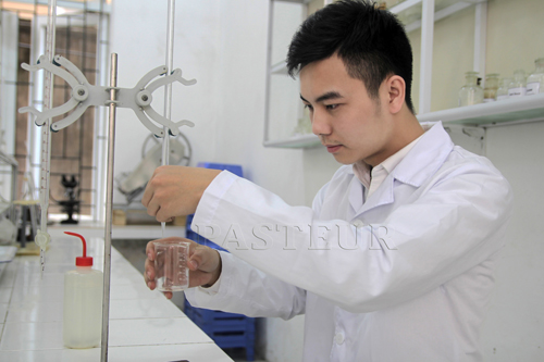 Dược sĩ nam là người sống thực tế