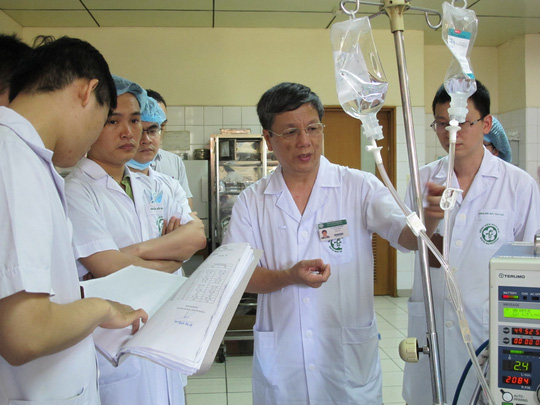 Bạn có biết một ca cấp cứu bác sĩ được trả bao nhiêu không?