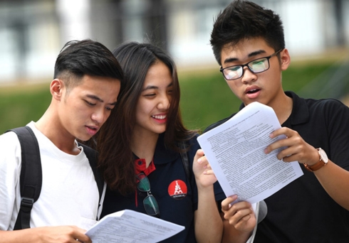Giáo viên và học sinh mong ổn định tuyển sinh để tập trung ôn thi