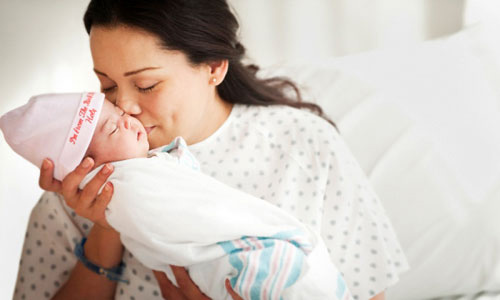 Một chế độ ăn tốt sẽ giúp mẹ nhanh hồi phục sau sinh