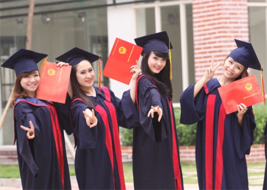 Lý do Cử nhân, Thạc sĩ đổ xô đi học Văn Bằng 2 Cao đẳng Dược?