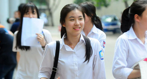 Sáng 23/06, thí sinh hoàn thành bài thi Khoa học tự nhiên