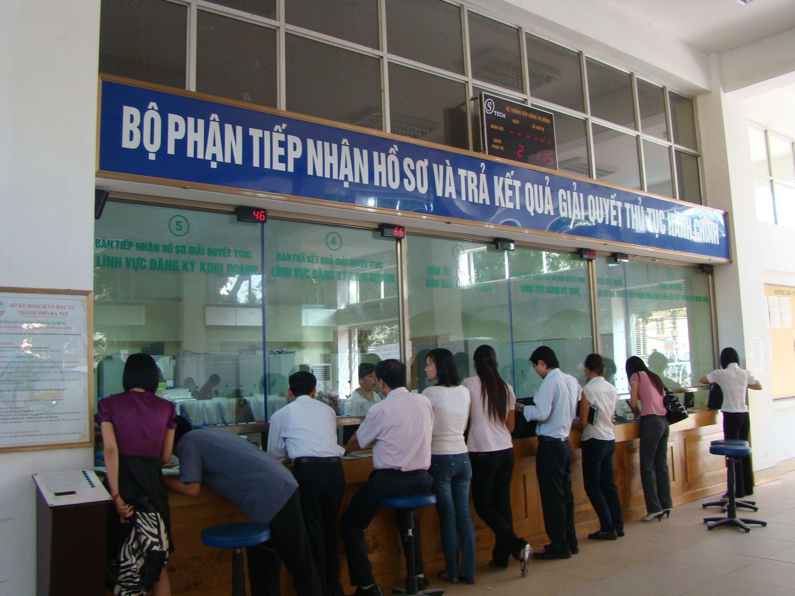  Cải cách thủ tục hành chính được phân cấp cho các địa phương quản lý